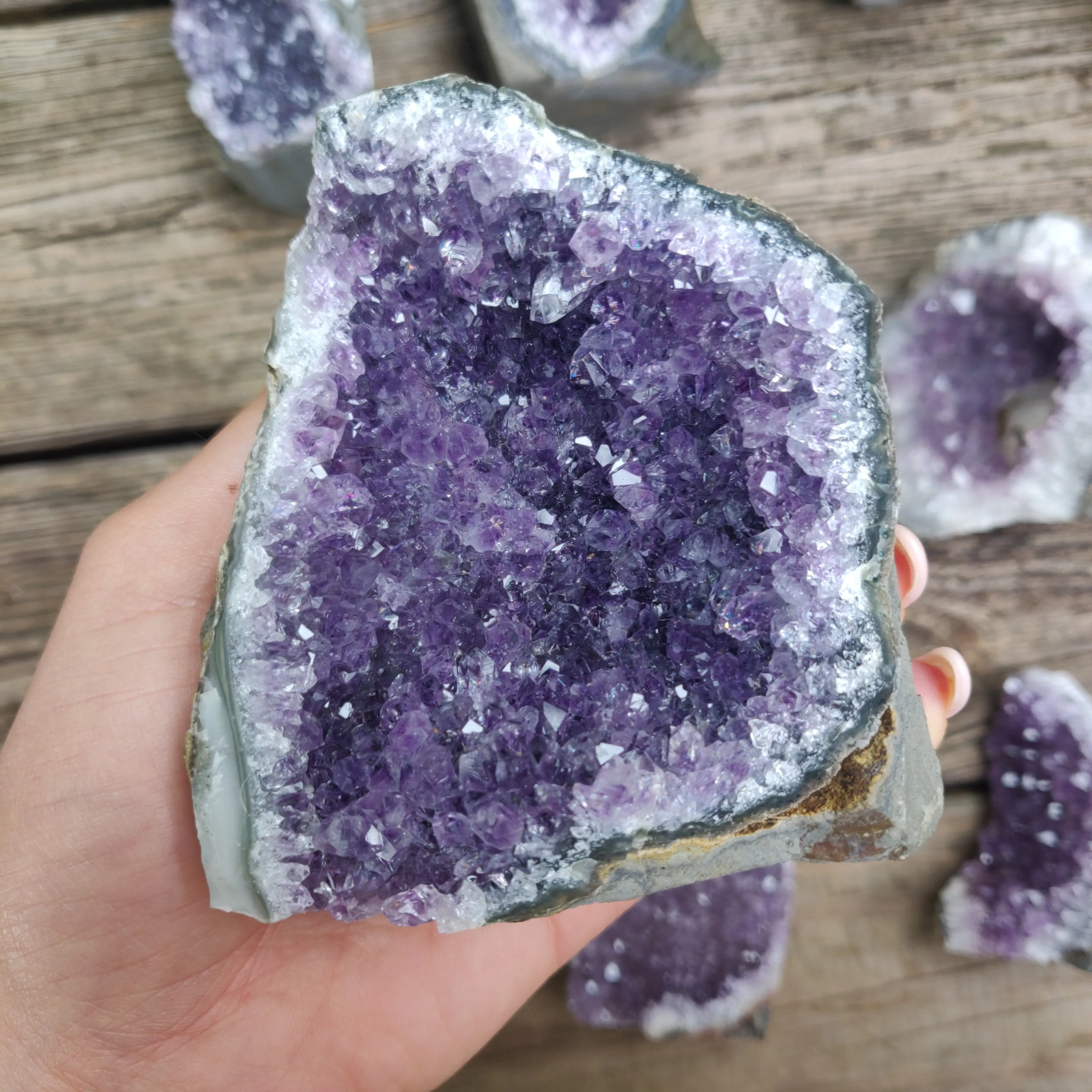 Amethyst Geode Free Form, Cut Base (#27)