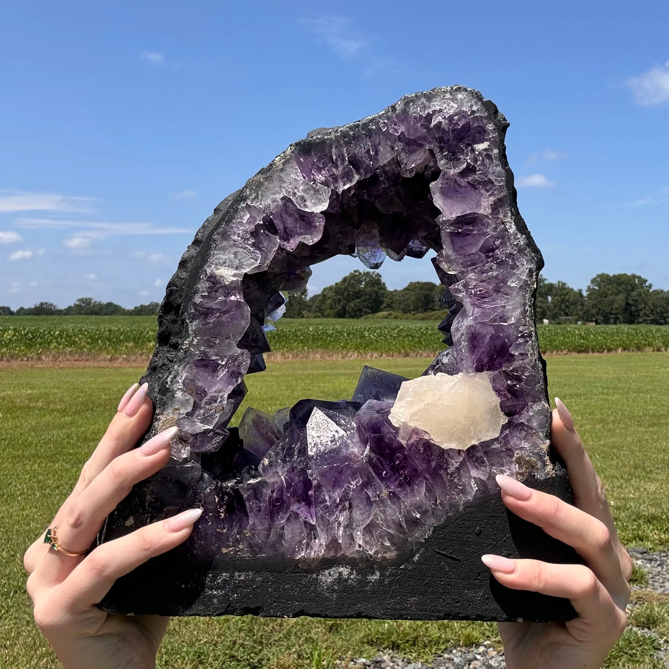 Amethyst Portal w/ Calcite