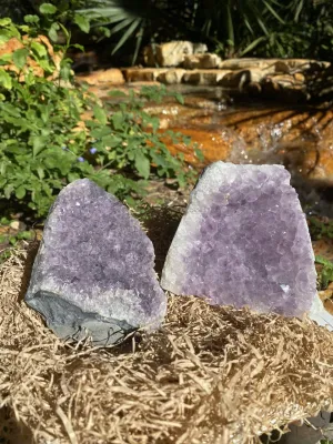 Amethyst With Cut Base