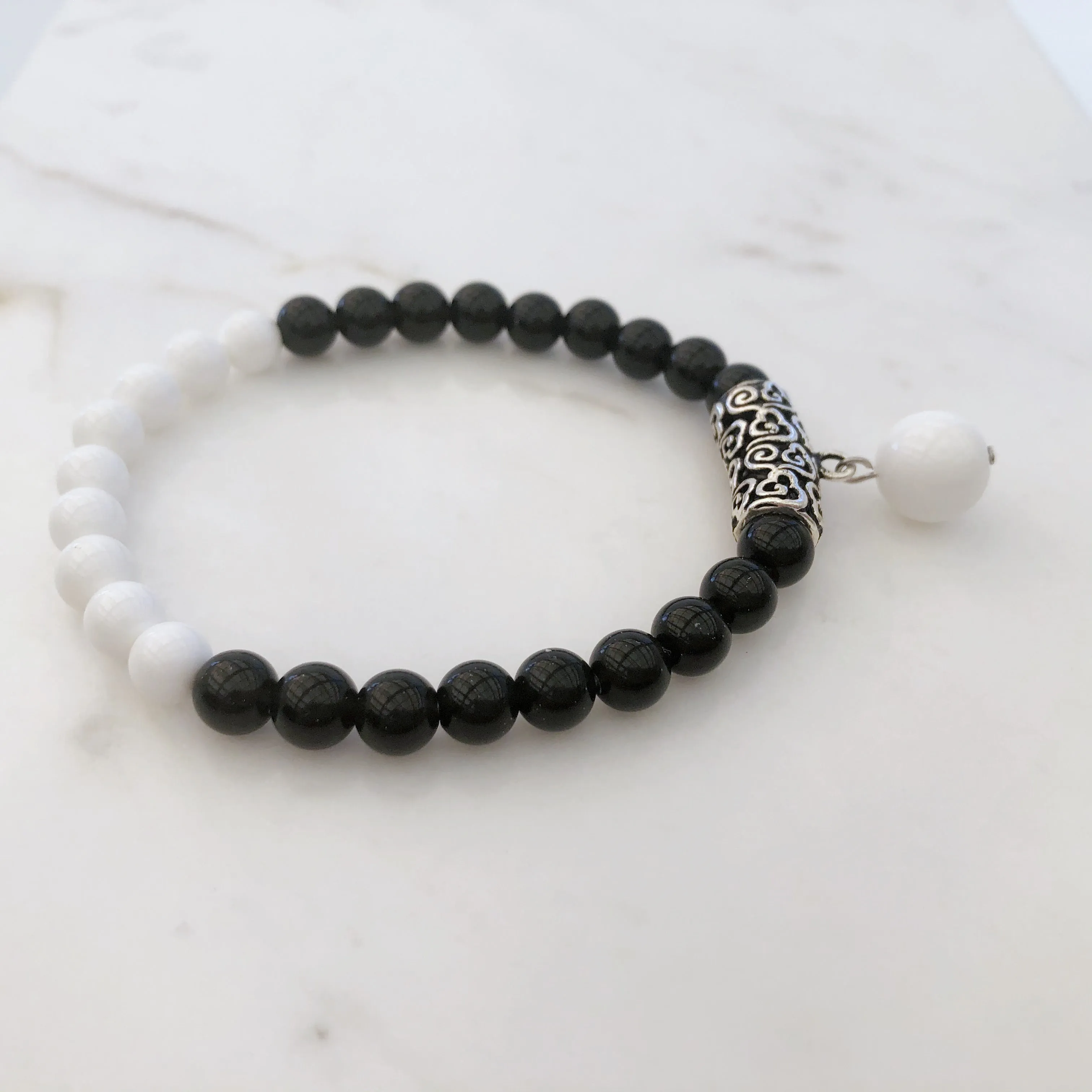 Auspicious Beaded Obsidian and Tridacna Bracelet