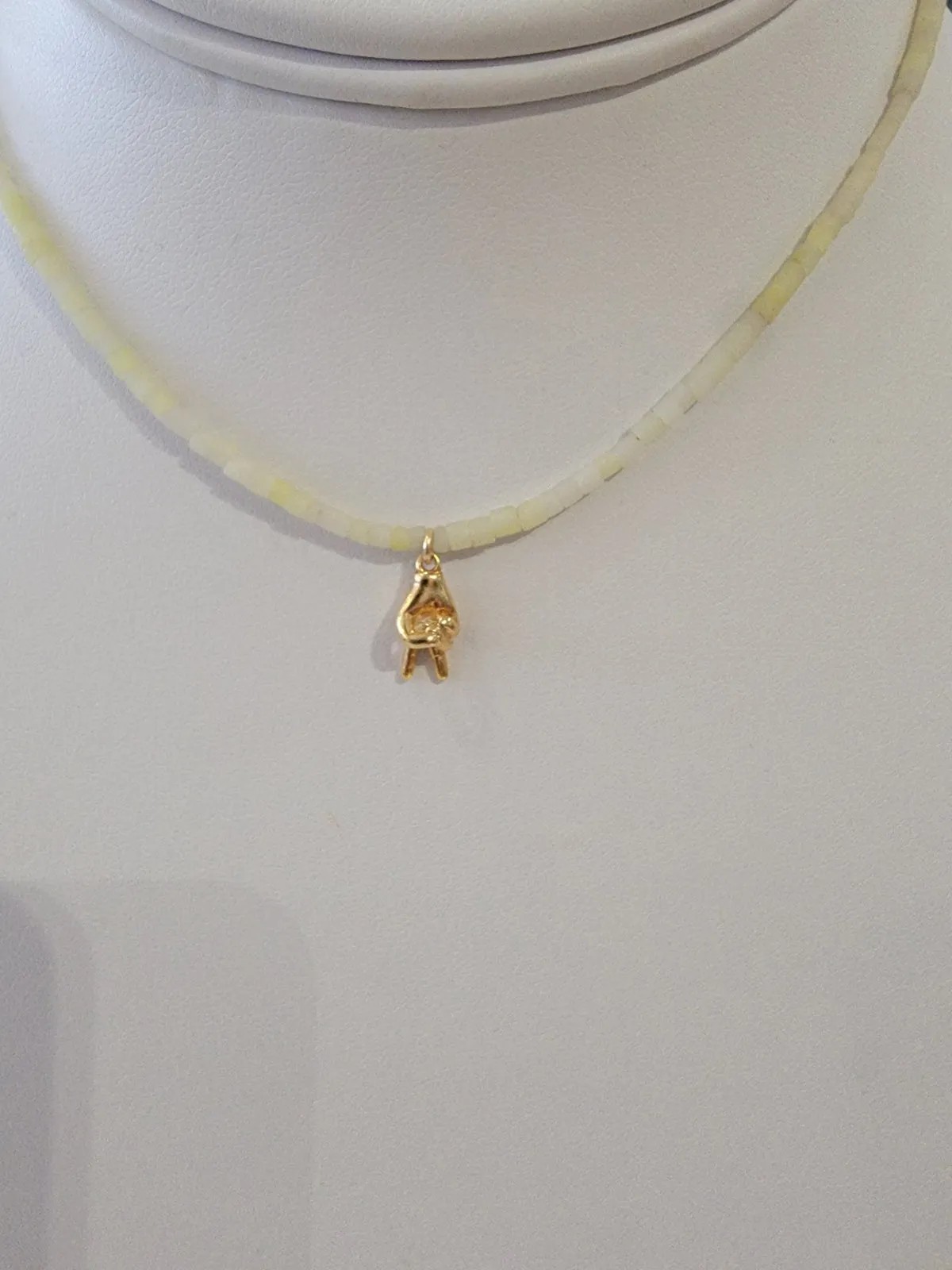 Mini Citron Peace Necklace